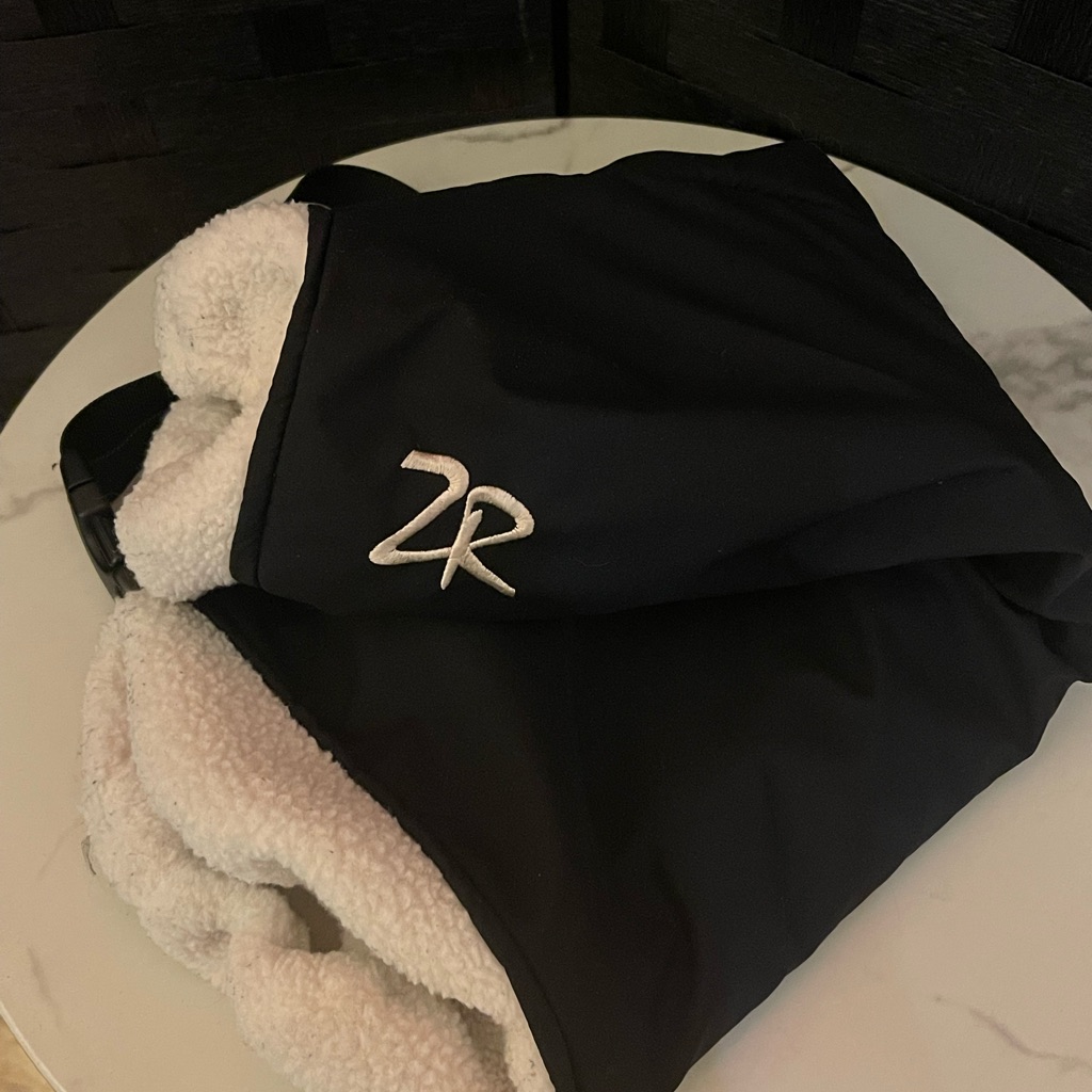 Zero Restriction Hyperwarm Logo Adult Black Hand Warmer Belted Thermal Fleece
